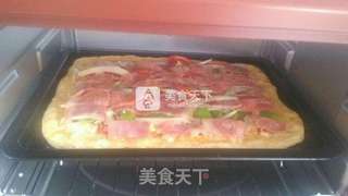 培根披萨的做法步骤:12