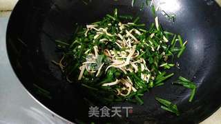 韭菜炒豆干的做法步骤:7