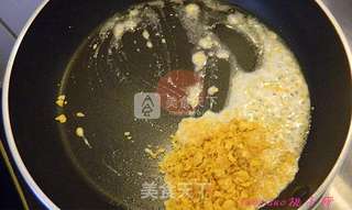 咸蛋黄豆腐的做法步骤:5