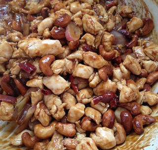 腰果鸡丁厚饼披萨的做法步骤:18