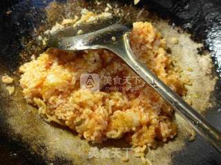 鸡蛋泡菜炒饭的做法步骤:6