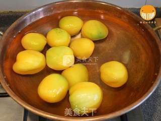 黄柿子果酱的做法步骤:2