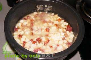 芋头腊味饭的做法步骤:7