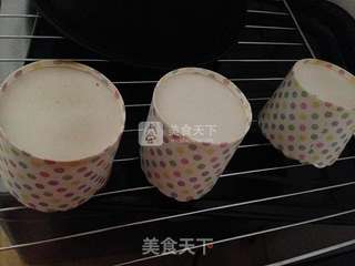 【手工美食】缤纷水果小纸杯的做法步骤：9