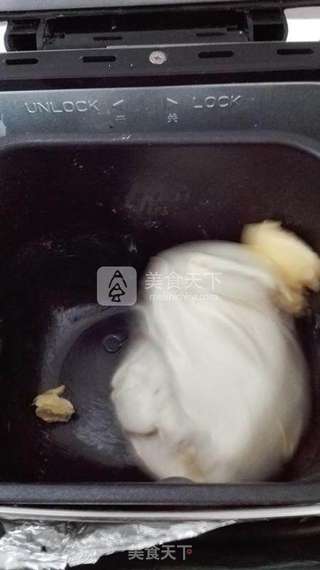 亚麻籽土司--面包机版的做法步骤：4