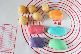 缤纷立体月饼的做法步骤:9