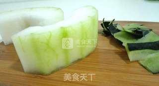 轻松美起来—薏仁冬瓜汤的做法步骤:3
