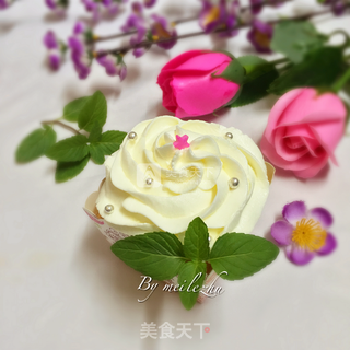 纸杯奶油蛋糕的做法步骤:15