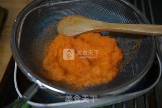胡萝卜餐包的做法步骤：4
