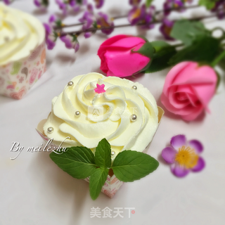 纸杯奶油蛋糕的做法步骤:16