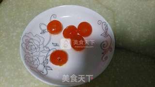 豆沙蛋黄月饼的做法步骤：4