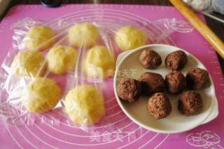 梅花芸豆馅面包的做法步骤:5