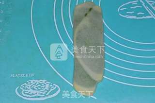 抹茶蛋黄酥的做法步骤:11