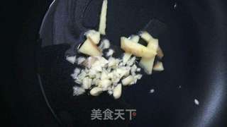 干笋木耳焖五花肉的做法步骤:5