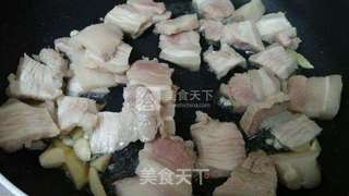 干笋木耳焖五花肉的做法步骤:6