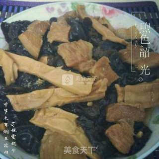 干笋木耳焖五花肉的做法步骤:16