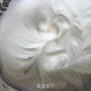 纸杯蛋糕之奶油裱花的做法步骤:6