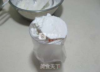海绵杯子裱花蛋糕的做法步骤:17