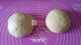 树莓毛毛虫面包的做法步骤:2