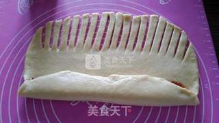 树莓毛毛虫面包的做法步骤:5