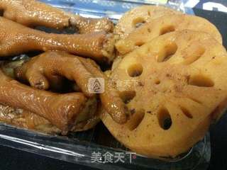 卤水鸡爪的做法步骤：2