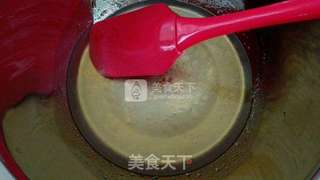 广式豆沙蛋黄月饼(50g模)的做法步骤:2