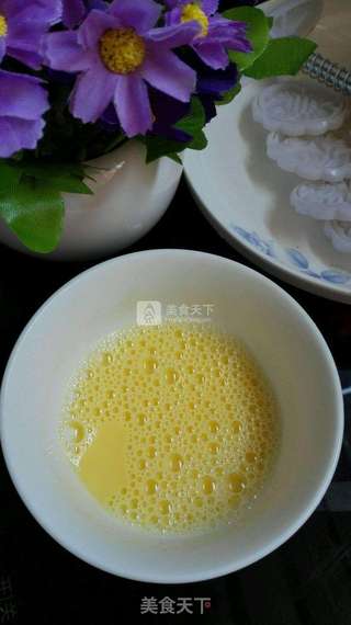 广式豆沙蛋黄月饼(50g模)的做法步骤:18
