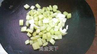 芹菜海鲜砂锅粥的做法步骤:5