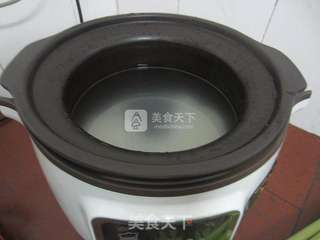 芹菜海鲜砂锅粥的做法步骤:3