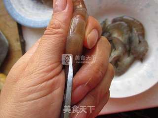 蒜蓉开背虾的做法步骤:2