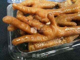 卤水鸡爪的做法步骤：3