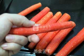 泡椒手指胡萝卜的做法步骤:4