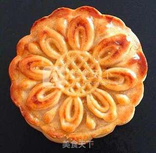 莲蓉蛋黄月饼的做法步骤:23