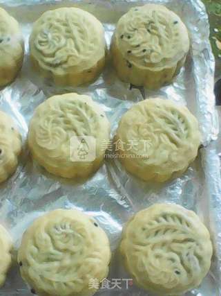 花生芝麻馅月饼的做法步骤:14