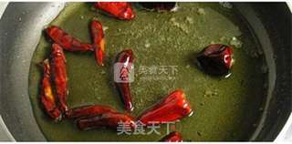 厨房辣爸!辣妈!最爱的美容水煮鱼的做法步骤:24