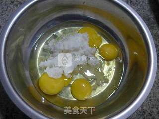 电饭锅海绵蛋糕的做法步骤:3
