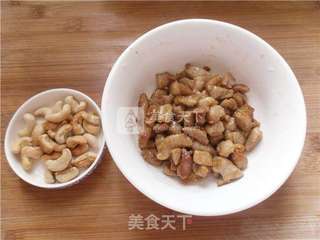 腰果莴笋肉丁的做法步骤:9