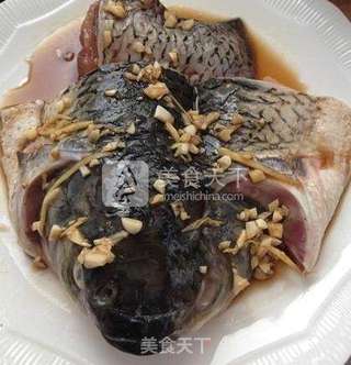 剁椒鱼头的做法步骤:6