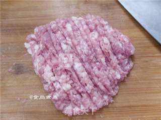 番茄肉末双蛋浓汤的做法步骤:2