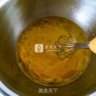 海绵纸杯裱花小蛋糕的做法步骤:3