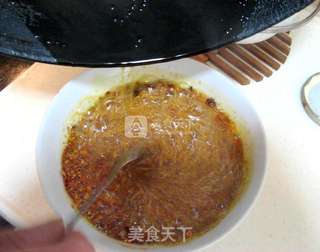 炸芝麻辣椒油的做法步骤:3