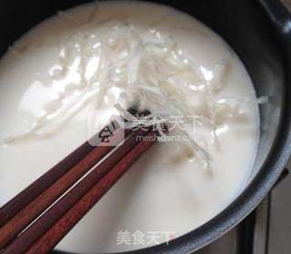 仙草杏仁黑白豆腐的做法步骤:3
