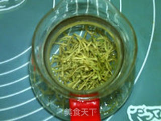 金银花茶的做法步骤：2