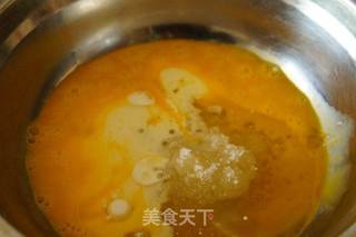 最简单的纸杯裱花蛋糕的做法步骤:3