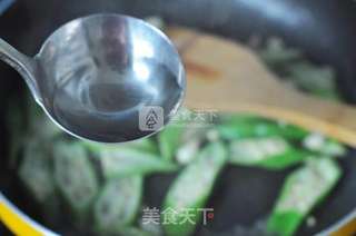 清炒秋葵的做法步骤:5