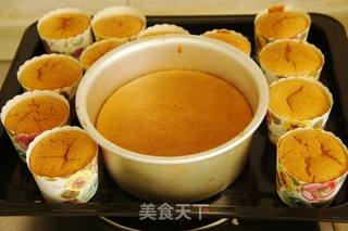 最简单的纸杯裱花蛋糕的做法步骤:12
