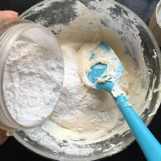 棉花糖版翻糖纸杯蛋糕的做法步骤:5