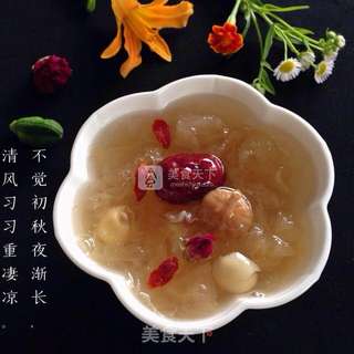 皂角米无花果银耳羹的做法步骤:9