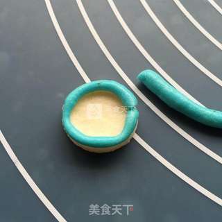 棉花糖版翻糖纸杯蛋糕的做法步骤:14