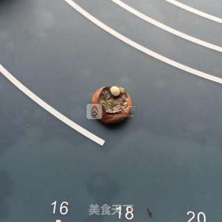 棉花糖版翻糖纸杯蛋糕的做法步骤:17